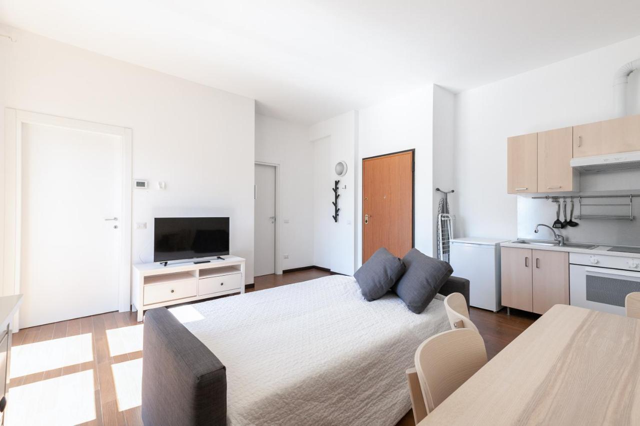 Apartament Alessia'S Flat - Affori Mediolan Zewnętrze zdjęcie